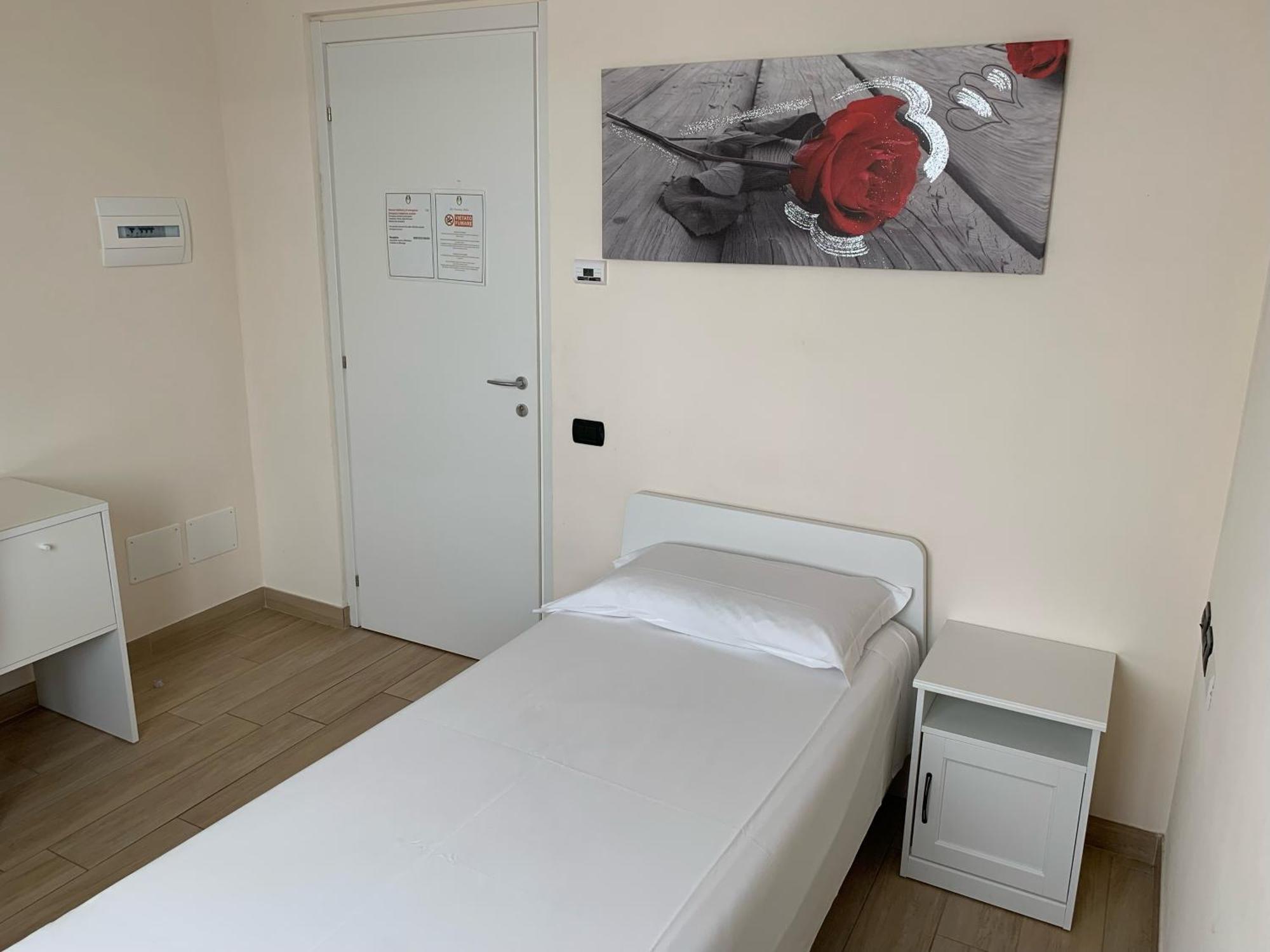 La Viscontina Villa Somma Lombardo Szoba fotó